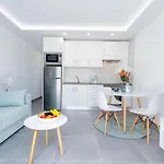 487 B Island Village 阿德耶